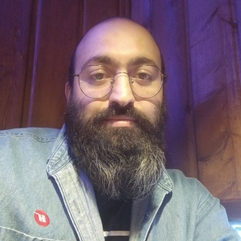 احسان پویا مهر