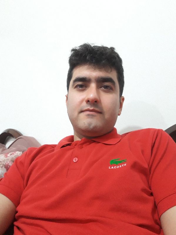 سجاد مومنه ئی