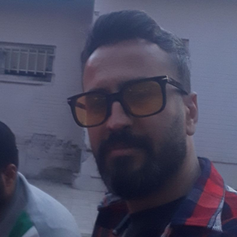 ناصر حسینی