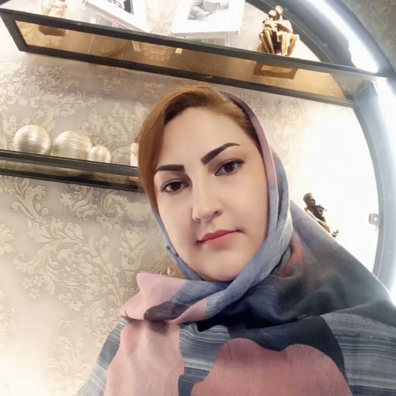 سیده کاظمی