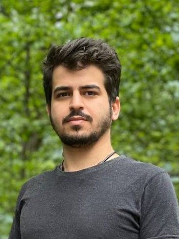 مصطفی غلام حسین زاده