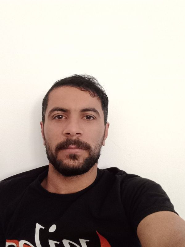 وحید سعیدی