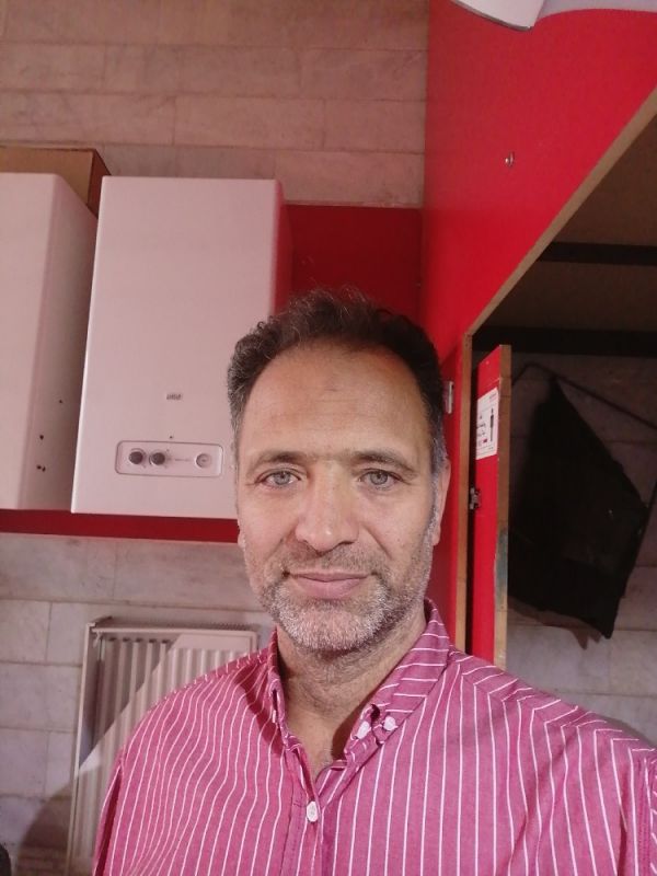 مجید یوسفی
