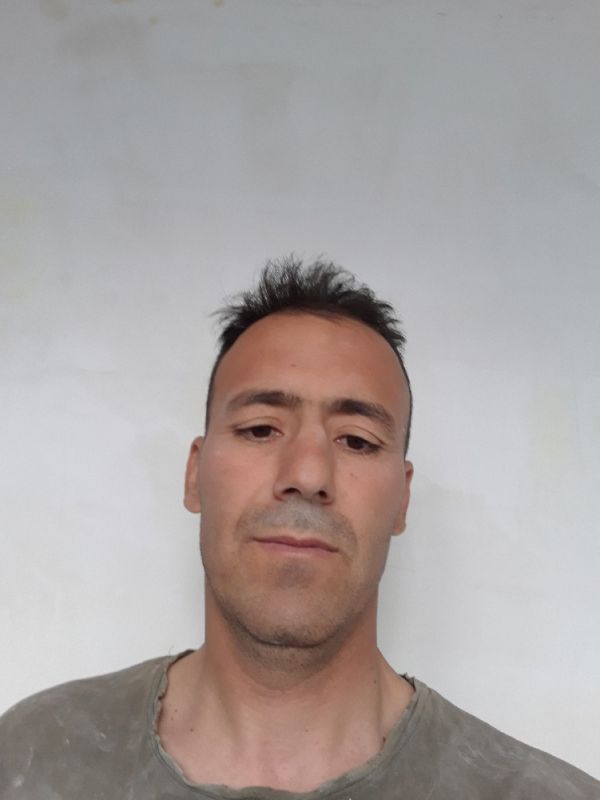 باقر صادقی نیا