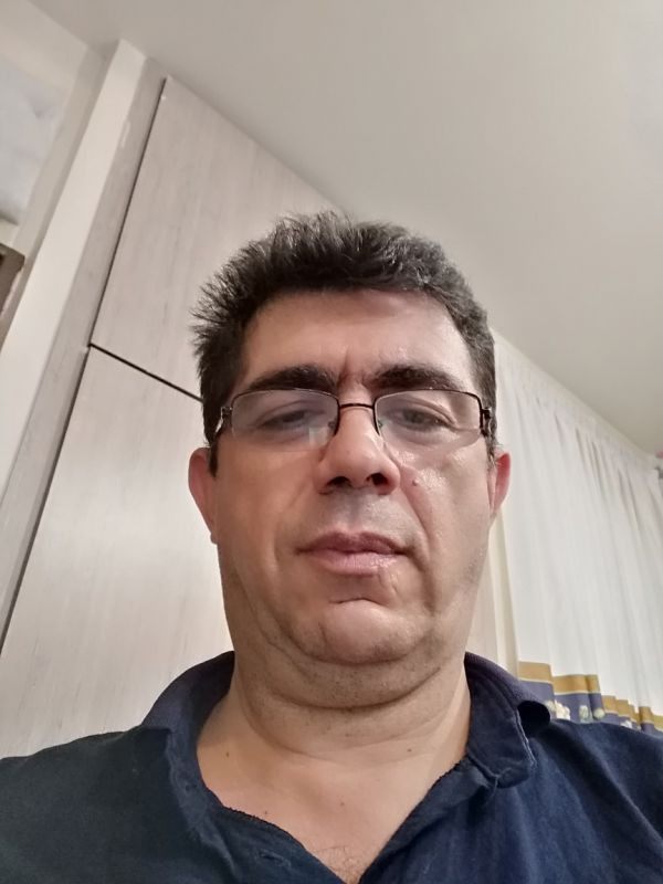 رضا ده آبادی