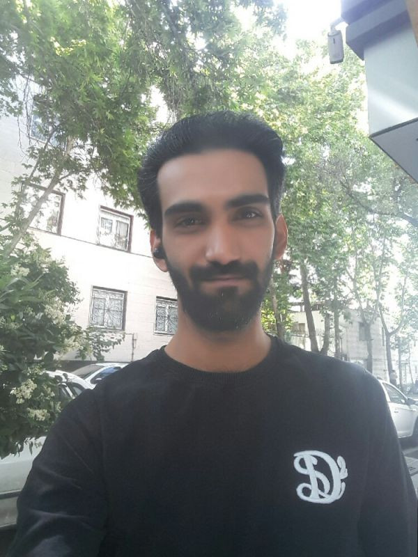 میلاد حسینی