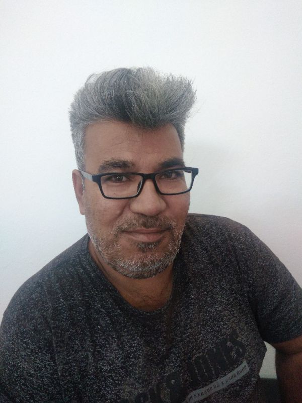 حجت احمدی