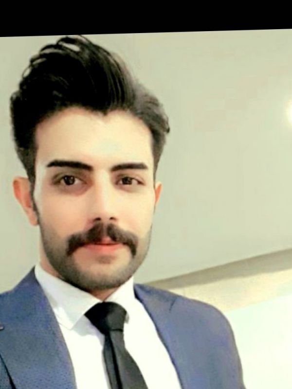 اشکان آذری