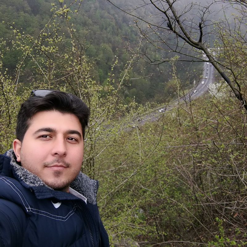 منوچهر آقازاده مقدم